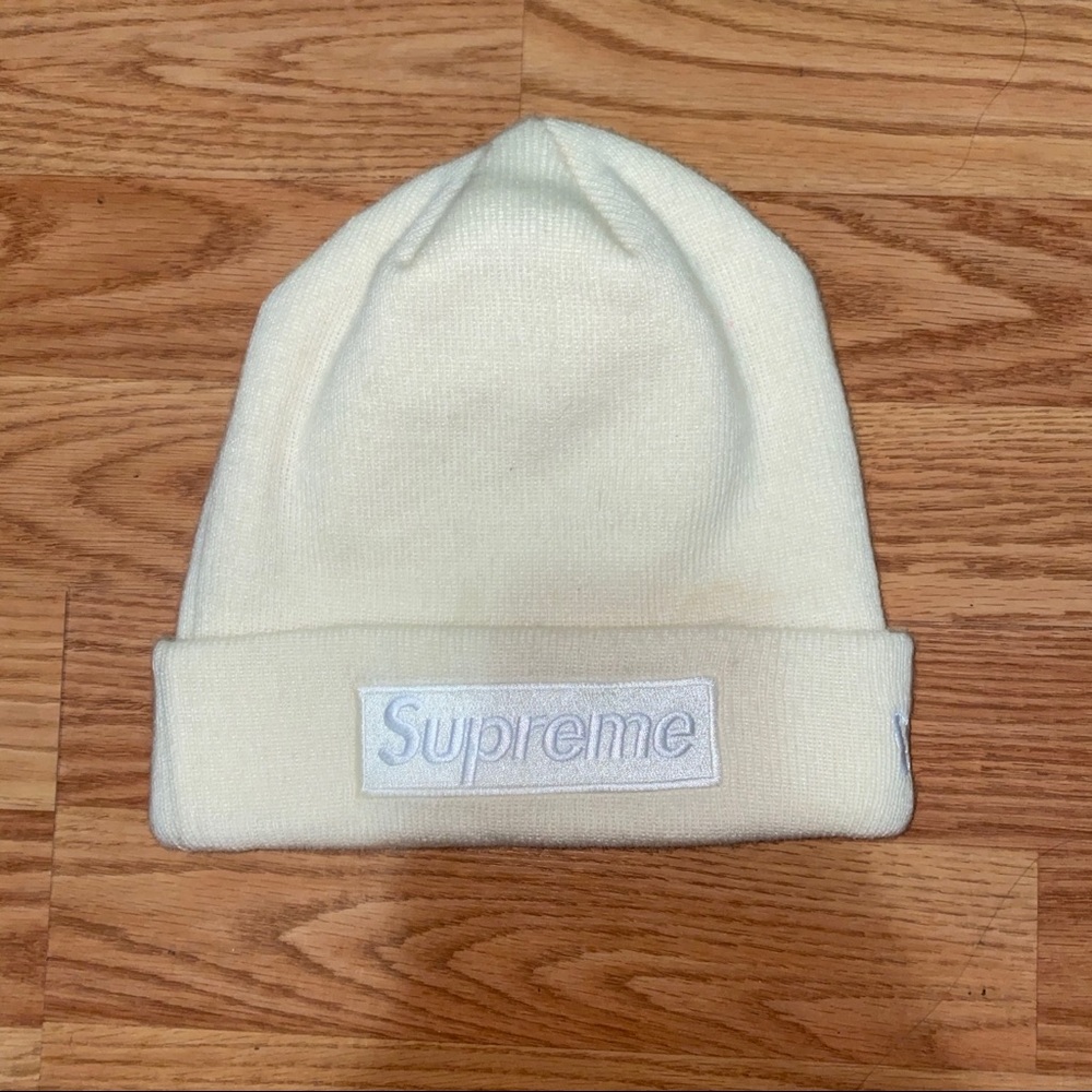 SUPREME NEW ERA BOX LOGO BEANIE NATURAL FW18